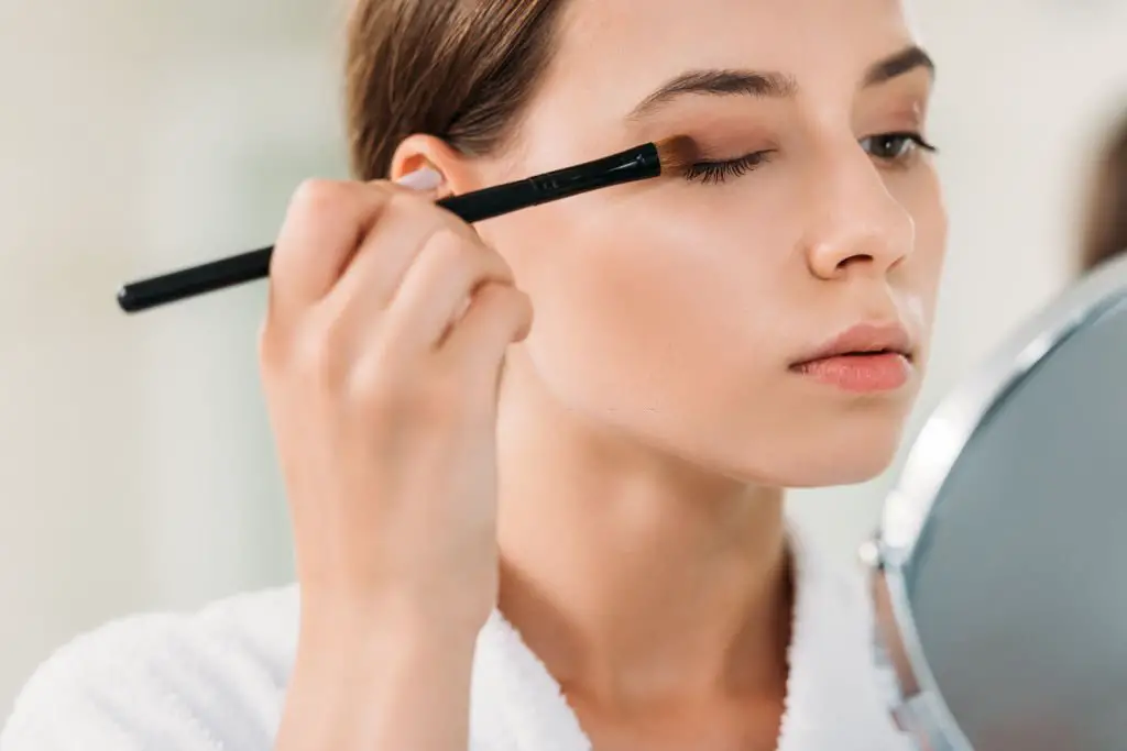 Super Easy Easy Beginner Eyeshadow Step by Step Guide