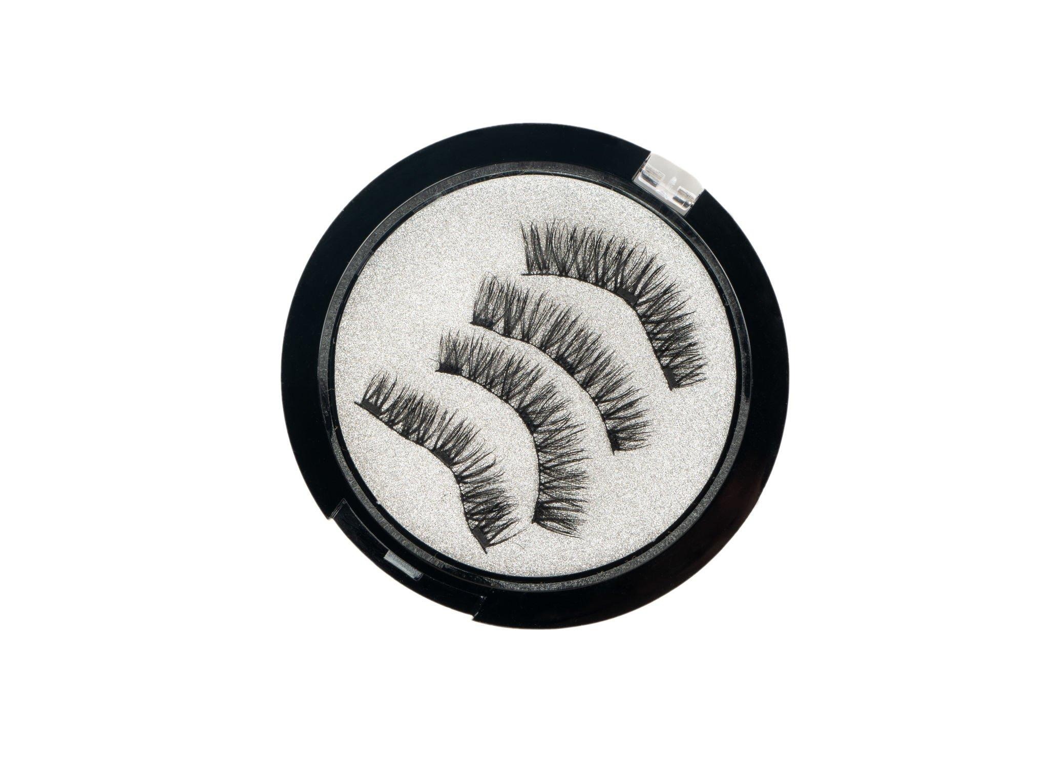 How to Clean Magnetic Lashes